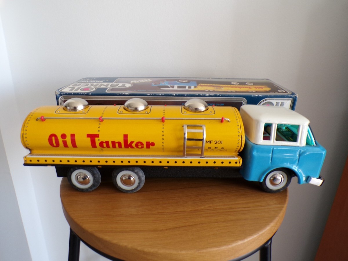 Camion Citerne Pétrolier Ancien En Tôle - Jouet à Friction Dans Sa Boîte - Échelle 1:43