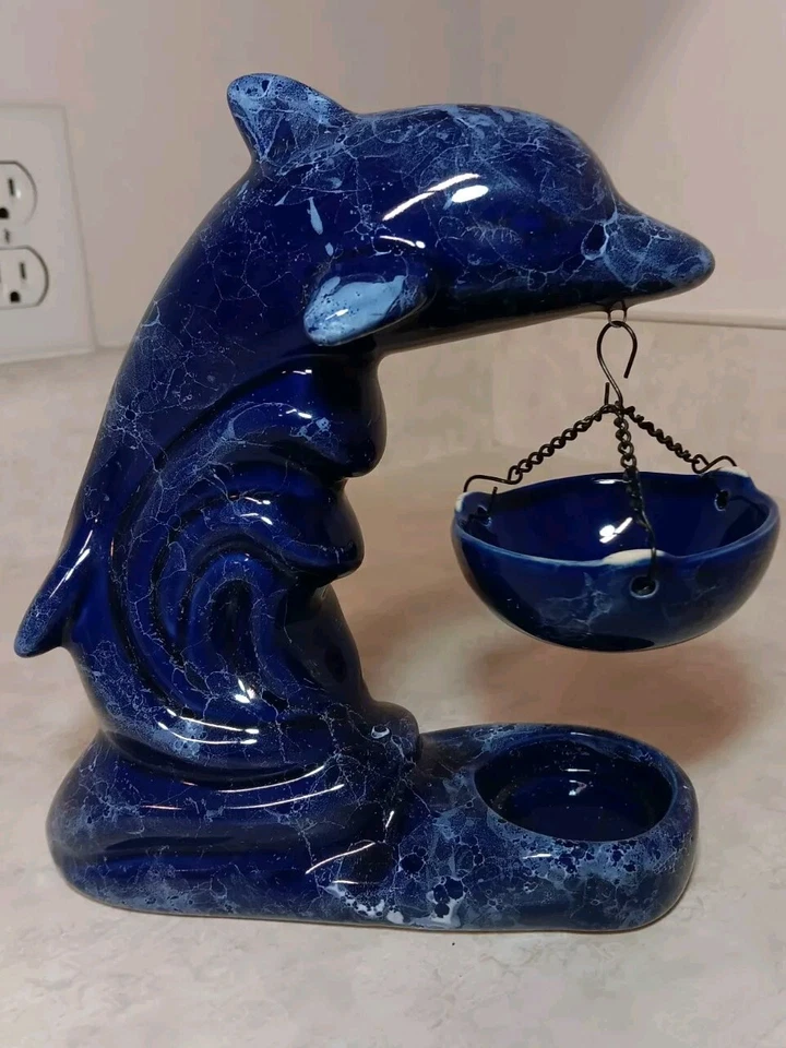 Calentador de aceite de cerámica de mármol sintético luz de té azul cobalto delfín brillante ligeramente uso Foto 2 de 4