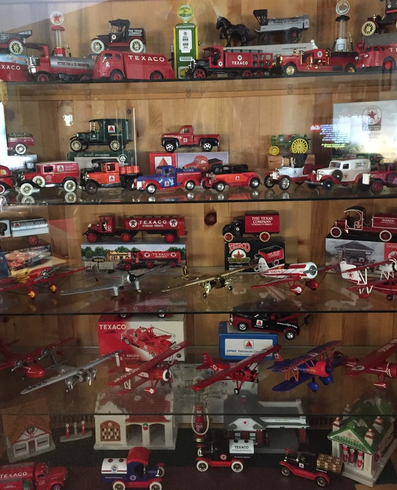 Nuevas Alas de Texaco 1932 NORTHROP GAMMA 2ª en serie ERTL 1994 Foto 3 de 4