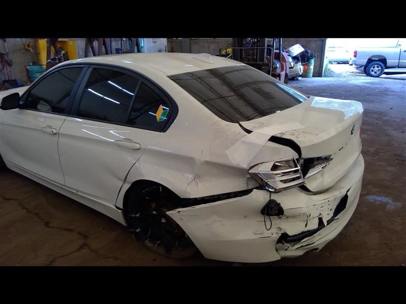 Pinza de conductor trasera con paquete de freno deportivo M para BMW 320i 4453424 12-15 Foto 4 de 4