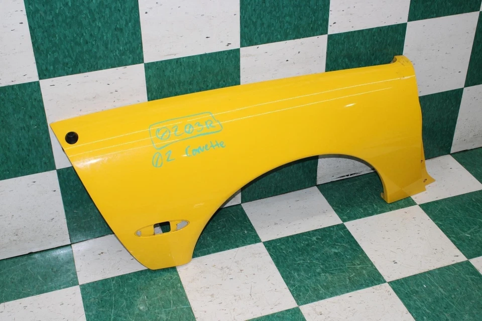 99-04 Corvette Z06 Yellow Notchback Rear Passenger Right RH Quarter Panel OEM OE Foto 2 de 4