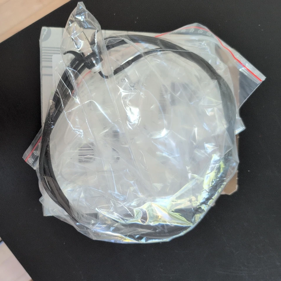 A2308000872 OEM  Cylinder - Mercedes-Benz - Image 2 of 3