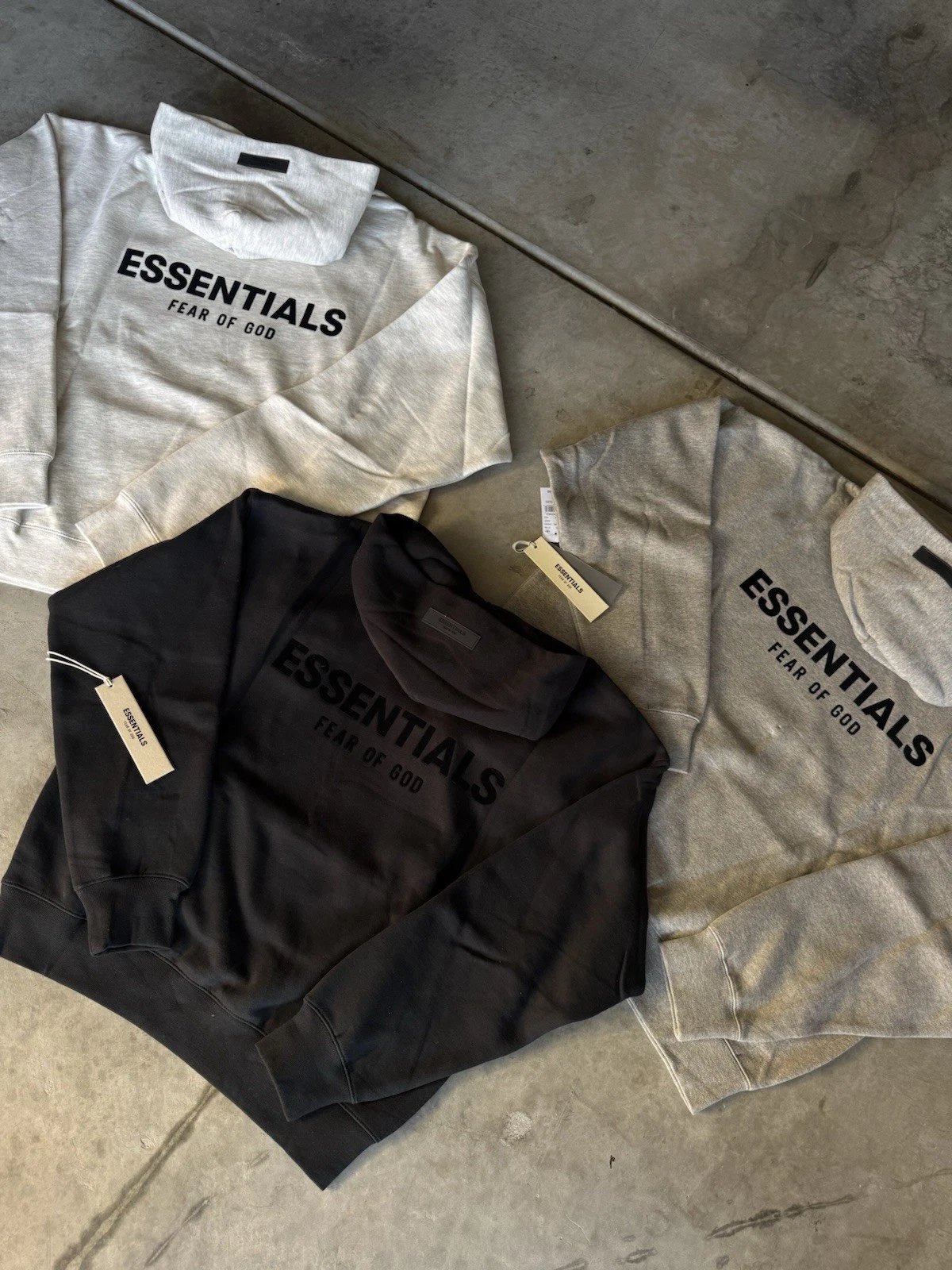 FEAR OF GOD ESSENTIALS HOODIES FW22 - All COLORS & SIZES
Opens in a new window or tab