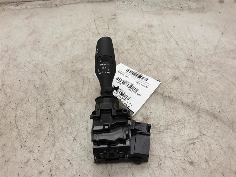 Переключатель стеклоочистителя пассажирской колонки без датчика дождя подходит для 13–19 LEXUS GS350 - Изображение 3 из 4