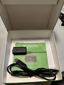 Xbox One Original Console 8 Piece Bundle NO KINECT