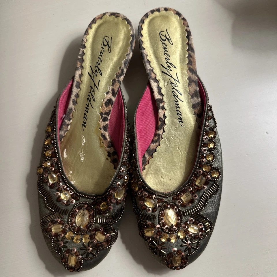 Sandalias Beverly Feldman Lentejuelas Cuentas Toboganes Talla 7.5 B Foto 2 de 4