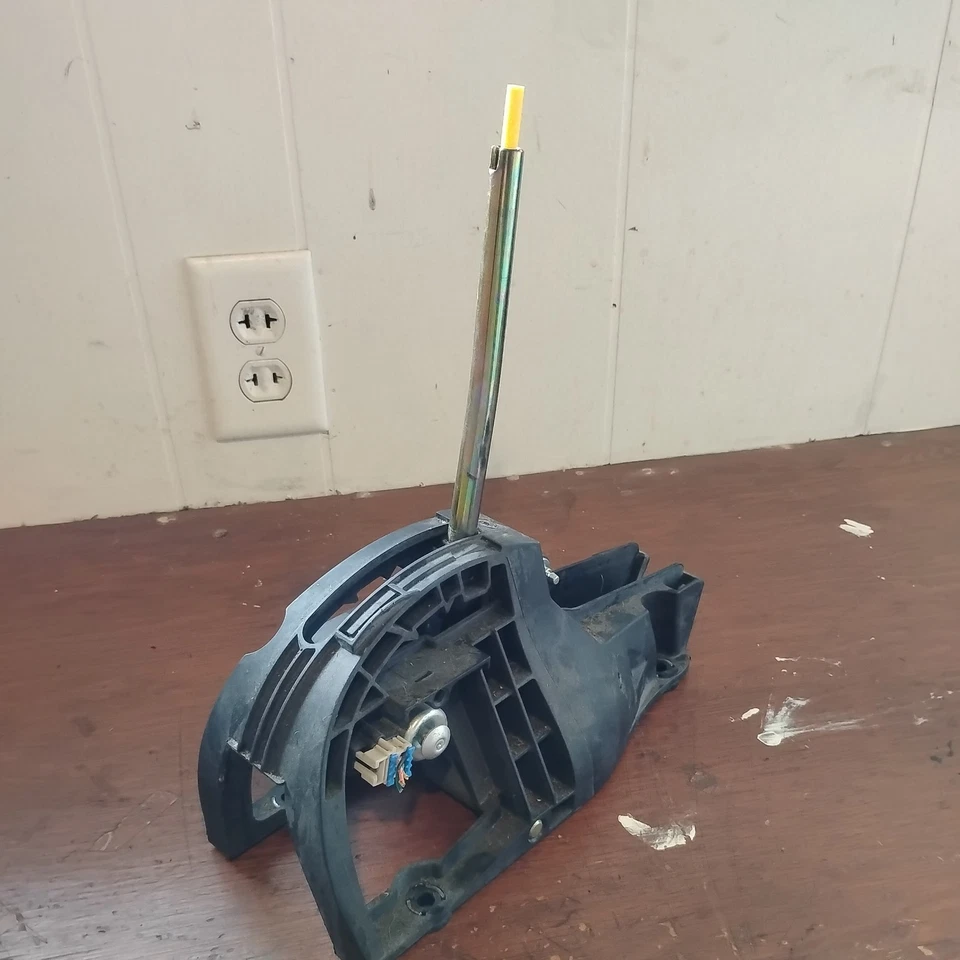 Oldsmobile Bravada 2002 02 transmisión automática palanca de cambios de piso OEM Foto 4 de 4