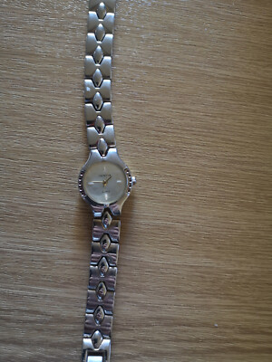 damenuhr  Geneva quartz sek.anz.