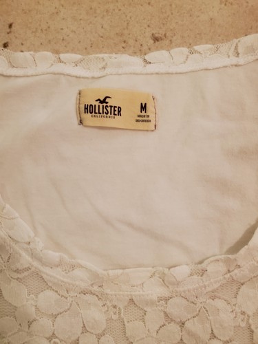 ๐ฆข Vintage Y2K Hollister Eyelet Lace Floral Blouse โ Bella Swan โ Size Medium - Picture 9 of 16