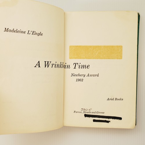Madeleine L’Engle A Wrinkle In Time 1967 Vintage Hardcover Rare Book Classic - Picture 20 of 23