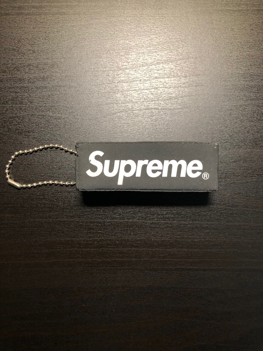 Supreme Black Box Logo Reflective Keychain FW08 Box Logo | eBay