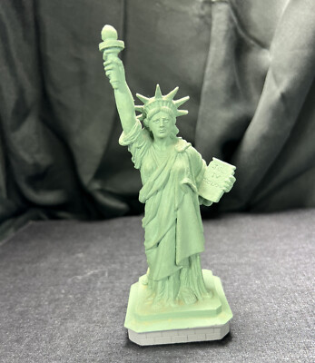 vintage resin  Statue of Liberty USA New York Signed RV Baston Jr 1986 M68
