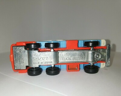 Tomica No.7 Fuso Panel Van Truck Vintage 1/127 Die Cast