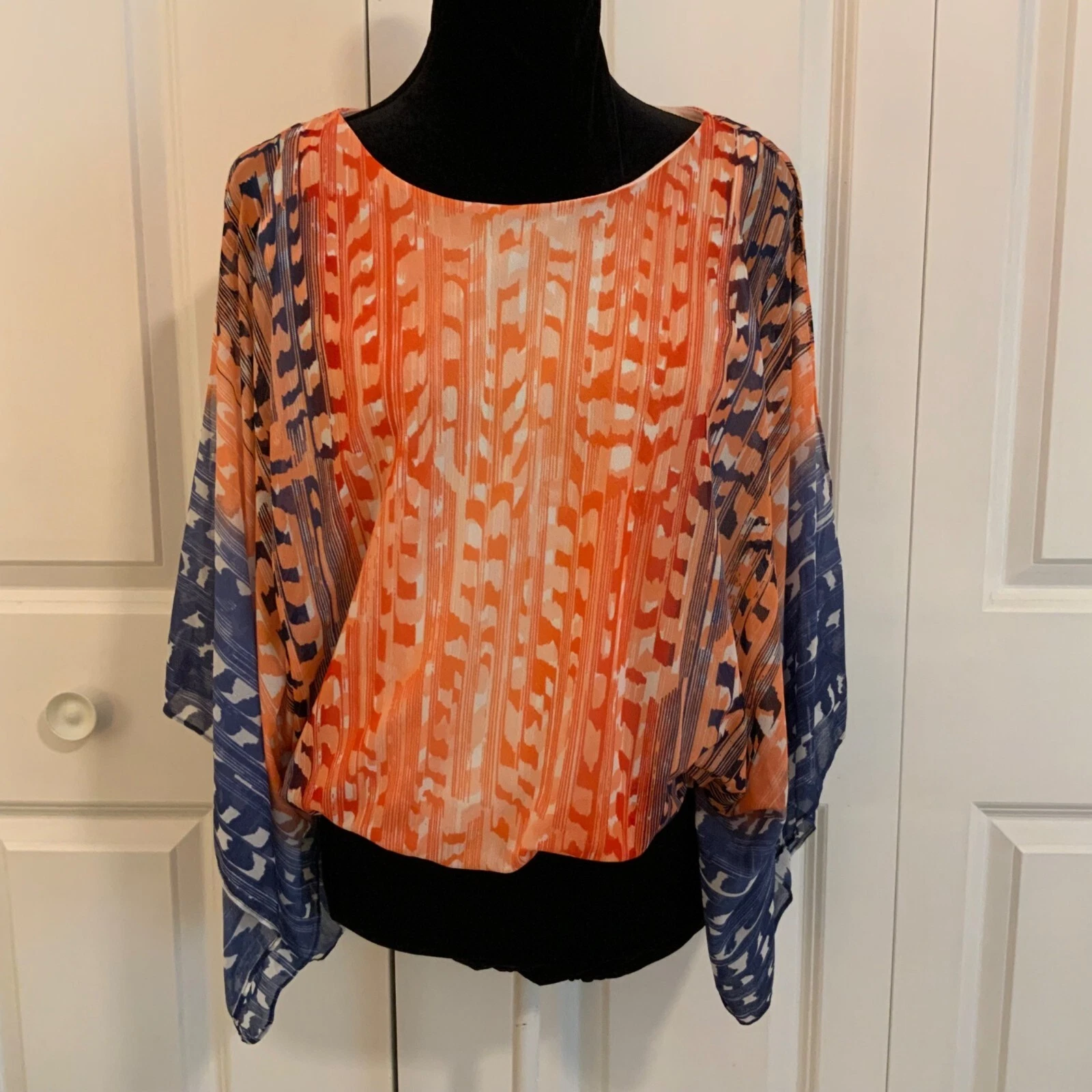 Chico’s Women's Summery Shapes Mesh Split Sleeve Chiffon Poncho Top Medium