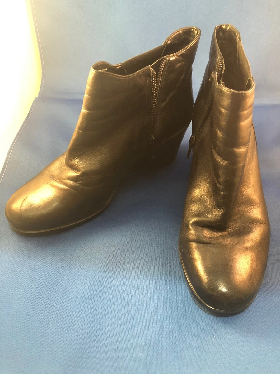 Easy spirit wedge best sale boots
