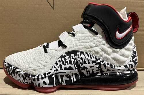 Nike LeBron 17 Graffiti Blanco Negro Universidad Rojo Hombre 8.5 CT6047-100 NUEVO - Imagen 10 de 15