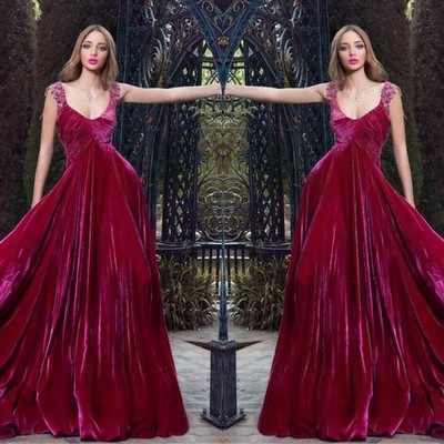 Red Prom Dresses A Line Scoop Neck Lace Appliques Beaded Velvet Evening Gowns 