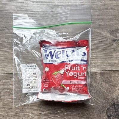 Welch's Fruit 'n Yogurt Snacks Strawberry Gummy  FACTORY MISTAKE 