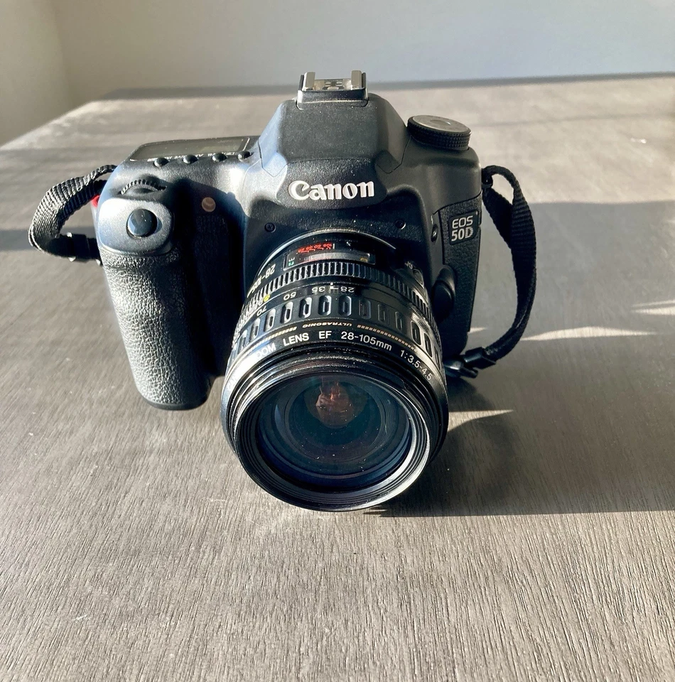 Kit de cámara digital Canon EOS 50D SLR con lente EF 28-135 IS USM usada cuenta baja Foto 2 de 4