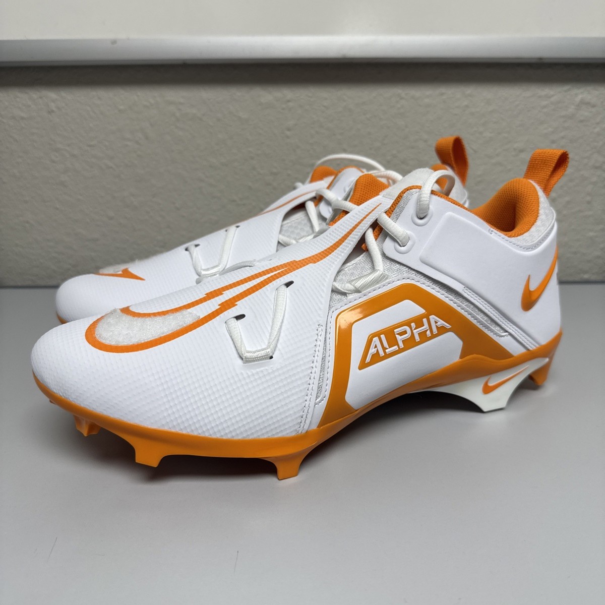 Tennessee Vols PE Nike Alpha Menace Football Cleats Men's Size