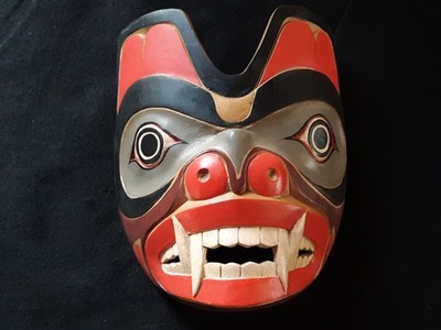HUGE, NORTHWEST COAST DESIGN, ''BLACK BEAR'' CARVED WOODEN MASK,  EUG-0725*07670
