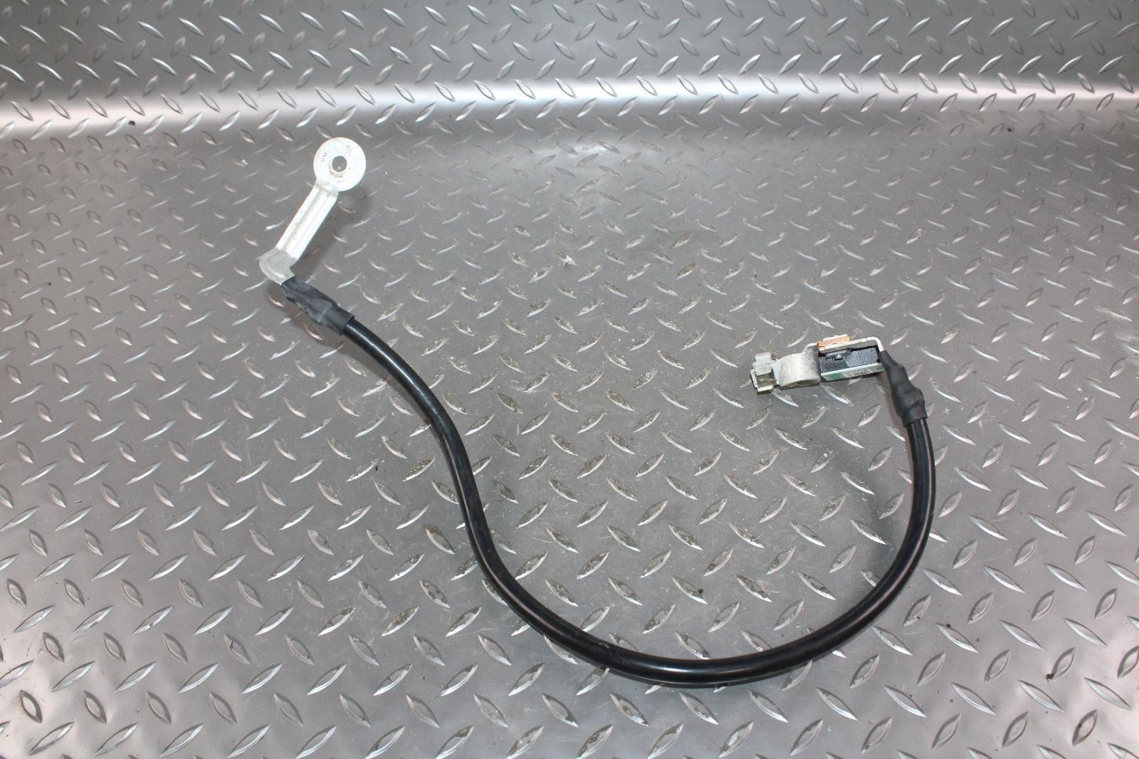 19-24 CONTINENTAL GT GTC Electronic Negative Earthing Ground Wire Terminal OEM