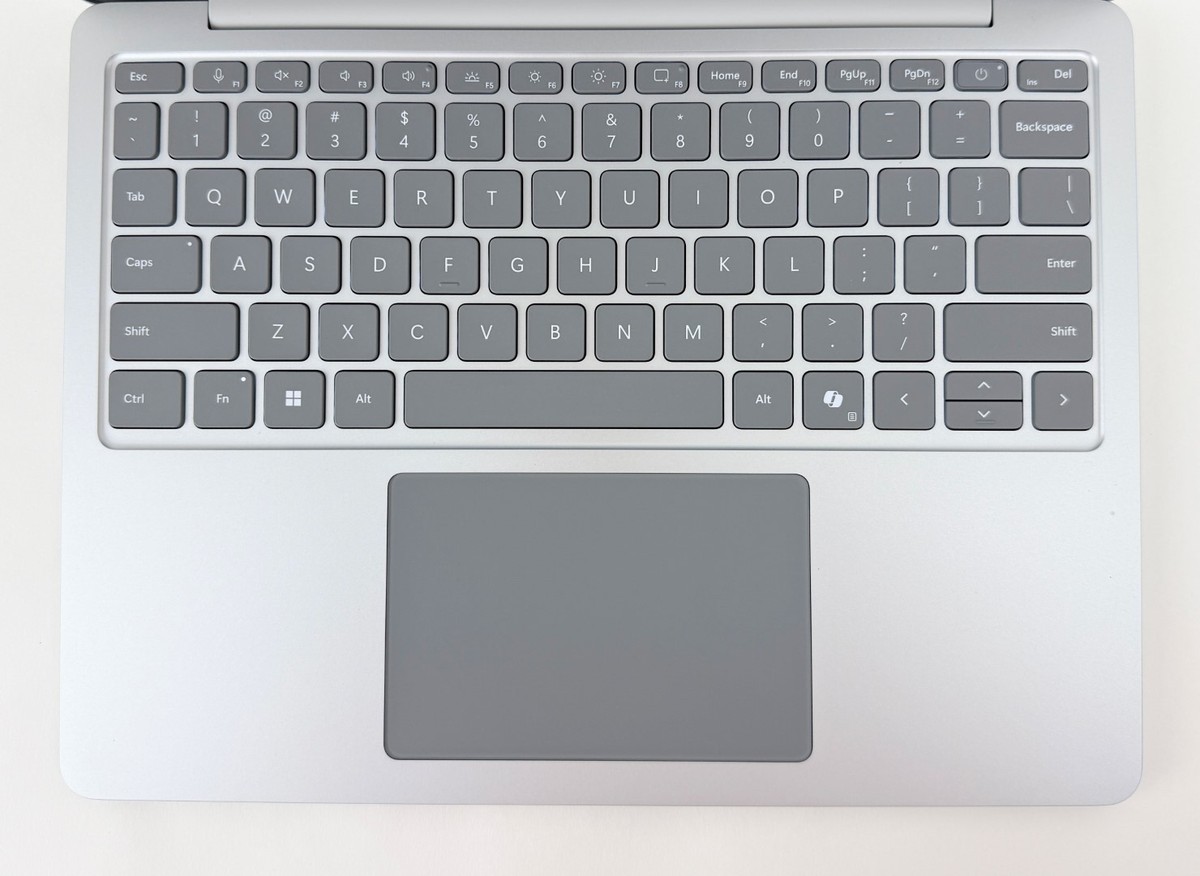 Microsoft Surface Laptop 2095 13