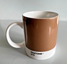 Pantone Porzellan-Becher 876