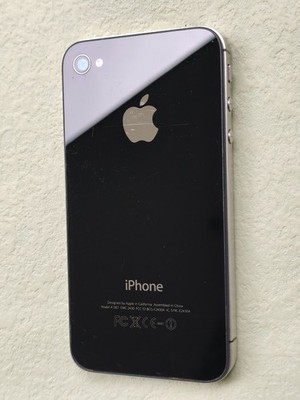 Apple iPhone 4/4s Unlocked White Black 8GB 16GB 32GB CCD Camera Apple iPhone 4/4s Unlocked White Black 8GB 16GB 32GB CCD Camera