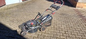 Benzin Motorrasenmäher