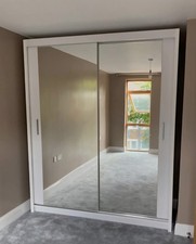 Manhattan Sliding Doors WHITE wardrobe 125cm Wide - Excellent Condition