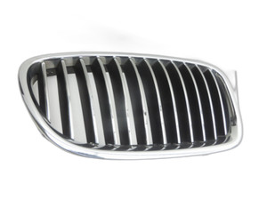 Frontgrill Kühlergrill Rechts für BMW F10 523i 10-13 51137203650 7203650