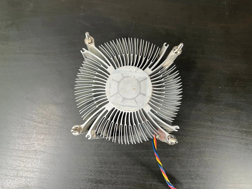 Dell Optiplex CPU Heatsink Fan Assembly 089R8J - Image 3 of 4