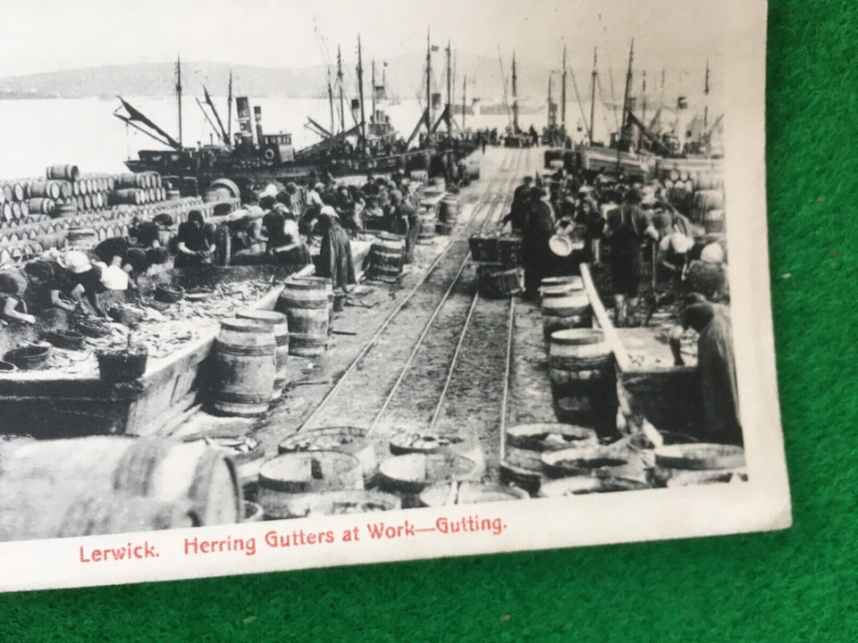 SHETLAND VINTAGE POSTCARD HERRING GUTTERS POSTED HILSWICK SMALL TEAR