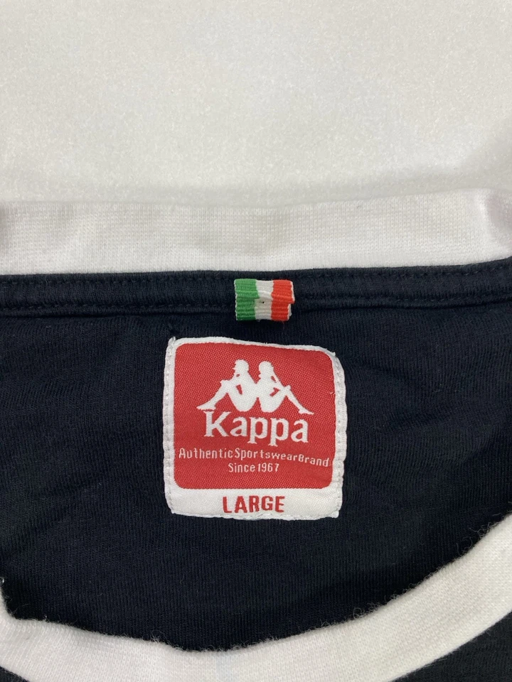 Camiseta gráfica con logotipo Kappa para mujer grande negra manga corta Foto 4 de 4