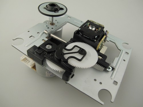 SFP101N / SF-P101N CD Player Complete Mechanism 16 Pin Sanyo Version - Picture 5 of 12