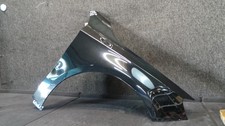 E101-72 * Mercedes W176 A-Klasse Kotfl&uuml;gel vorne Rechts 191 Kosmosschwarz Met