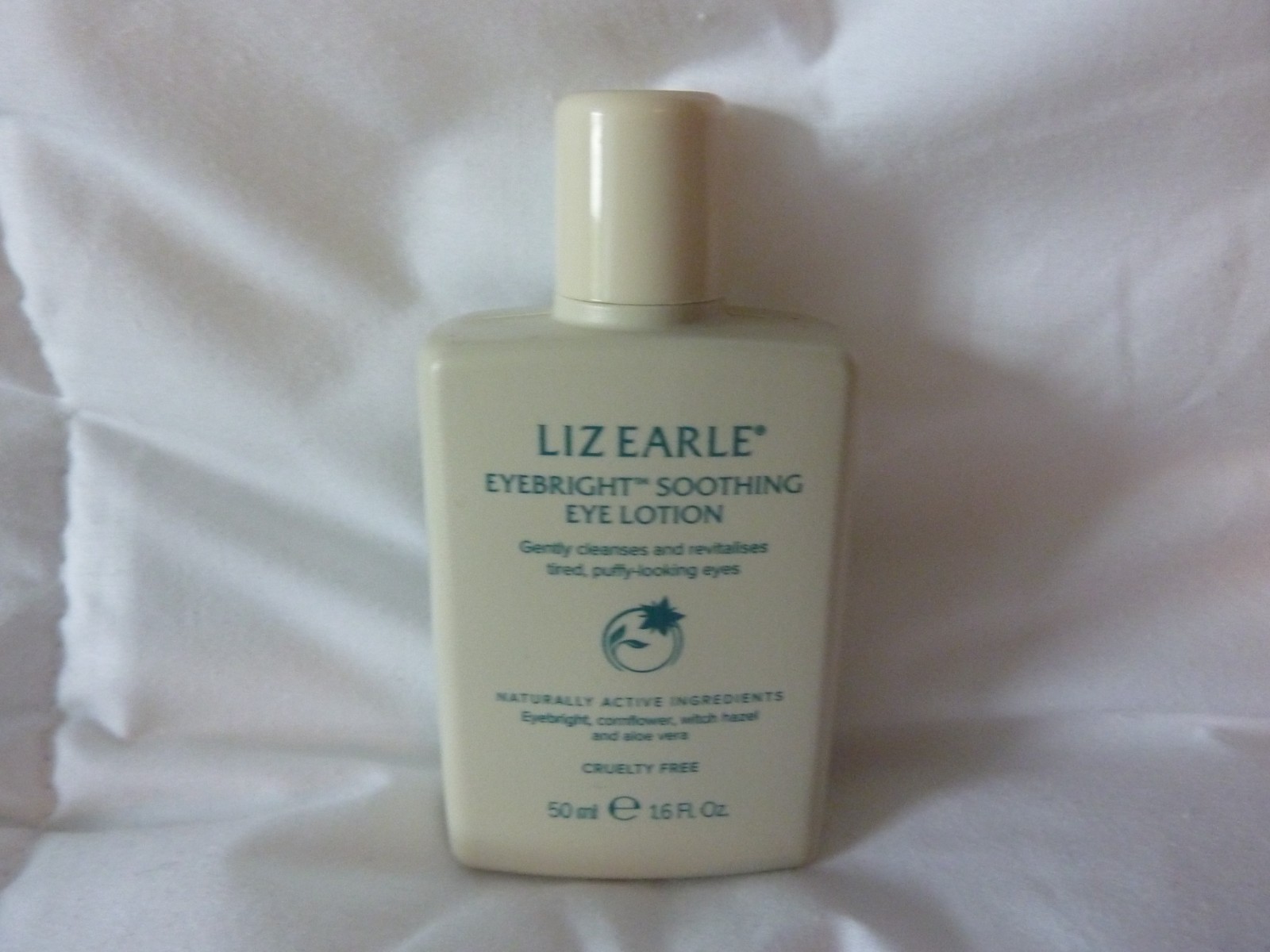 Liz Earle Eyebright Soothing Eye Lotion Gently Cleanses & Revitalises 50ml BN