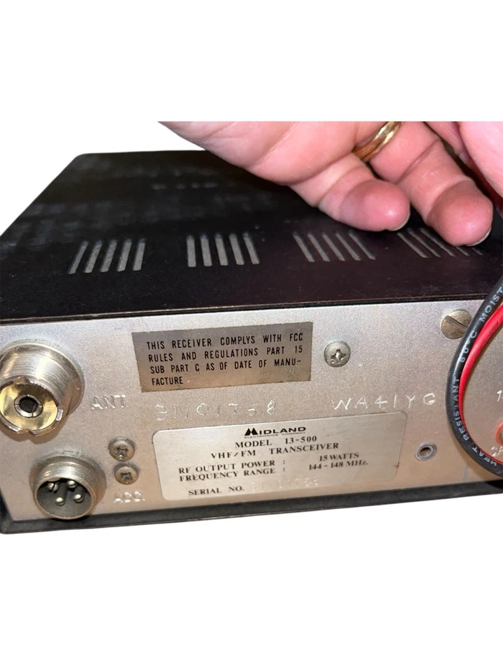 MODELO MIDLAND 13-500 VHF/FM 15 VATIOS 144 MHz TRANSCEPTOR MÓVIL Foto 2 de 4