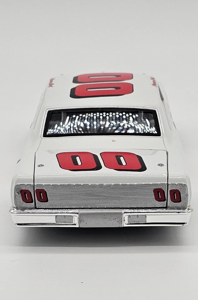 Sam Ard #00 NASCAR Thomas Bros. Country Ham 1/24 diecast (sin caja) Foto 4 de 4