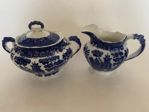 Vintage Allerton Blue Willow Scalloped Sugar Bowl with Lid & Creamer - England