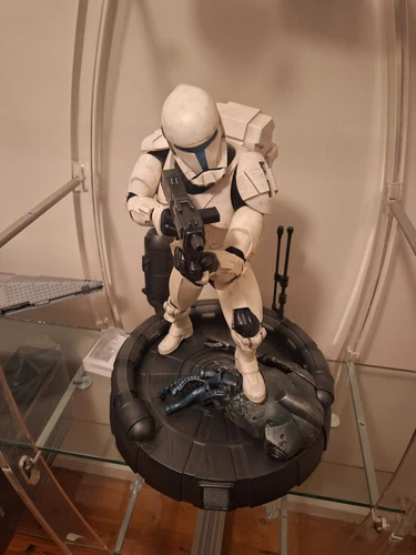 MYC Republic Commando Statue 1/4 Scale - Picture 12 of 12