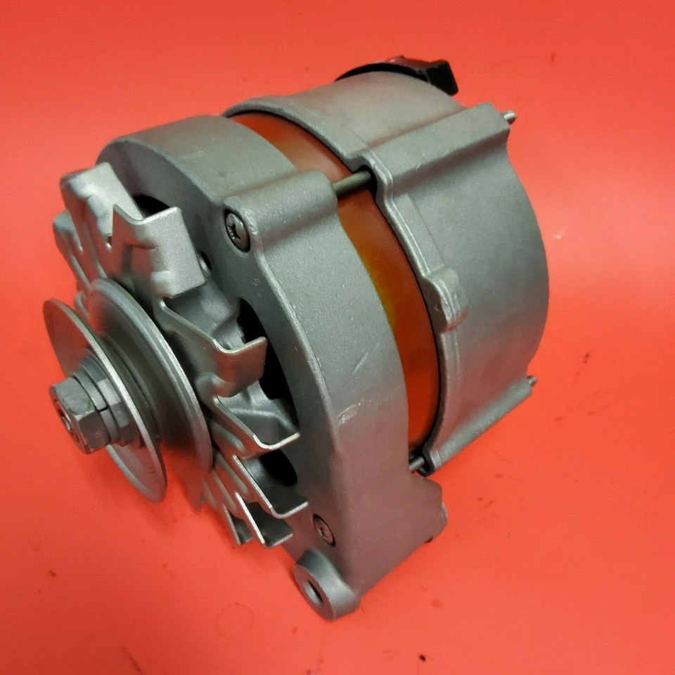 Alternador de 90 amperios motor 1,8 litros 4 cilindros VW Cabriolet 1986 a 1993  Foto 4 de 4