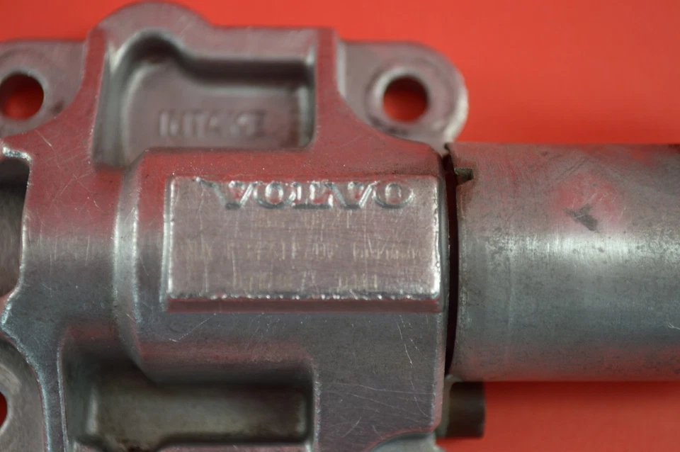 Válvula solenóide CVVT 8670421 JC526 99-04 Volvo S60 S70 S80 XC90 eixo de comando de admissão - Imagem 3 de 4