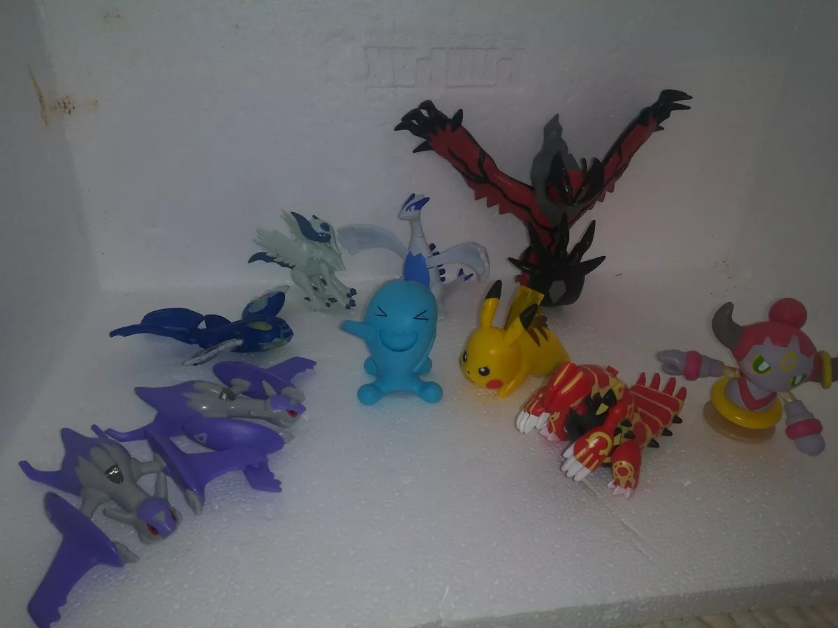 LOT OF 10 POKEMON MCDONALD'S FIGURES