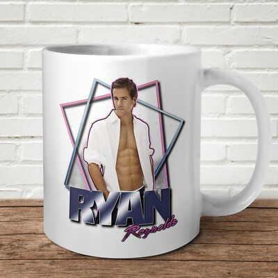 Ryan Reynolds Hommage Becher lustiger Kerl Geburtstag Geschenk zwei Jungs Wade sexy Mann