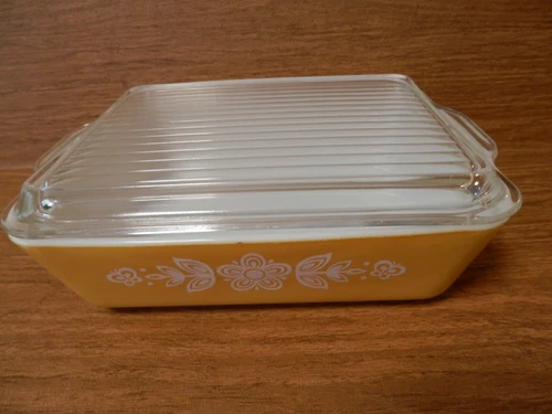 Vtg Pyrex Gold 0503 1 1/2 qt Baking Dish / w Clear Drip Lid VGC Free S/H