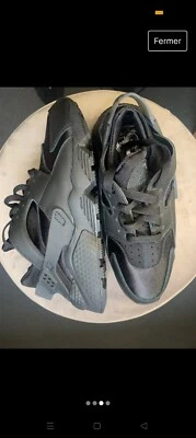 Baskets Nike Huarache noir 37.5 neuves - Photo 1/3