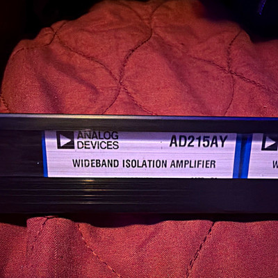 Analog Devices AD215AY (MPN AD215AY) Wideband Isolation Amplifier IC
