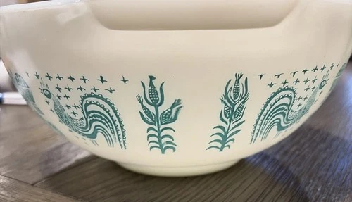 Vintage Pyrex Turquoise Amish Butterprint 2-1/2 Qt. Cinderella Mixing Bowl #443